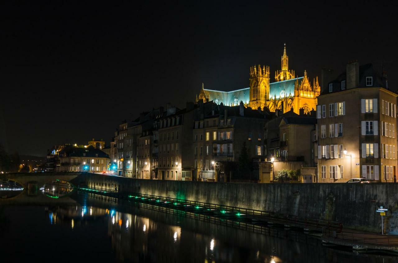 Апартаменты Duplex De Charme Au Coeur Historique De Мец Экстерьер фото