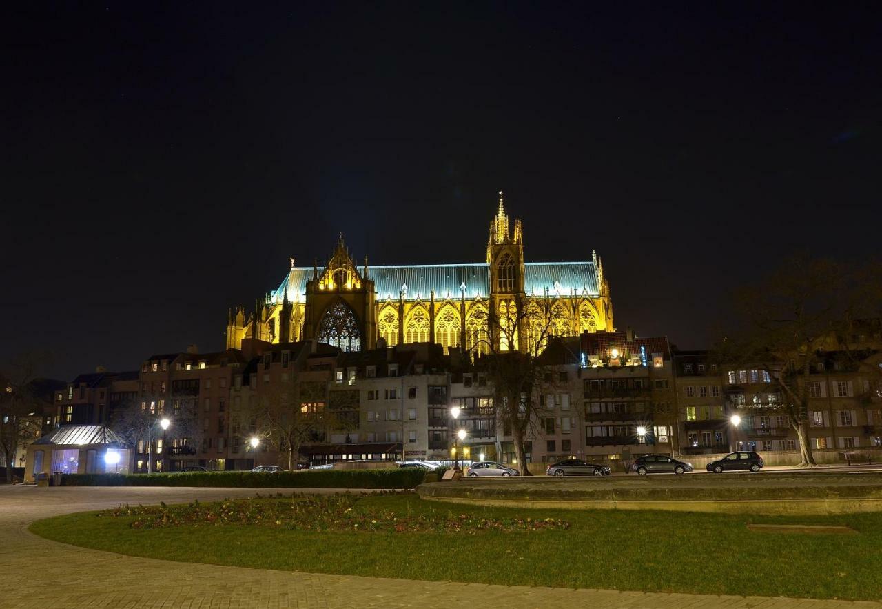 Апартаменты Duplex De Charme Au Coeur Historique De Мец Экстерьер фото